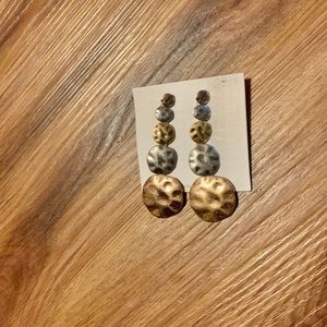 New Ladies Pierced earrings!!❤️